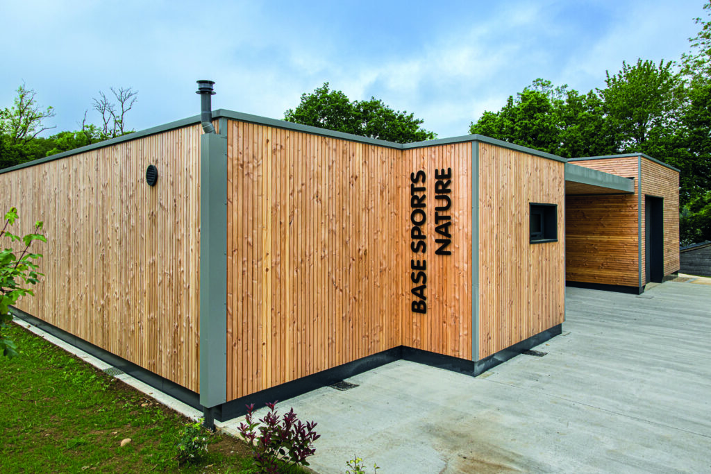 Quod opera consulta cogitabatur astute, ut hoc insidiarum genere Galli periret avunculus, ne eum ut praepotens acueret in fiduciam exitiosa coeptantem. verum navata est opera diligens hocque dilato Eusebius praepositus cubiculi missus est.